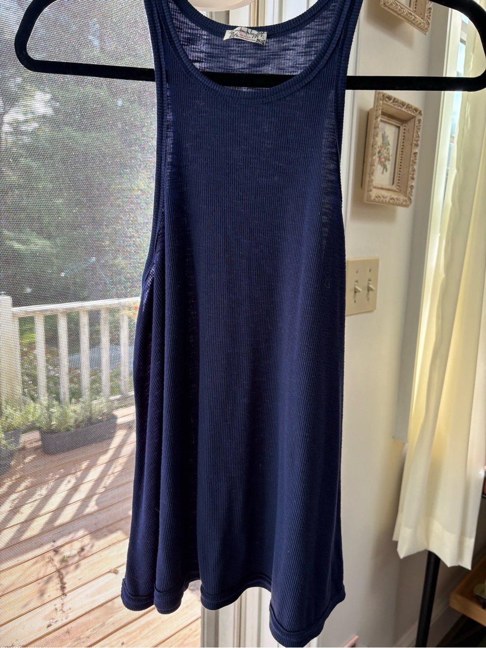 FREE PEOPLE NAVY BLUE TANK TOP SIZE SMALL